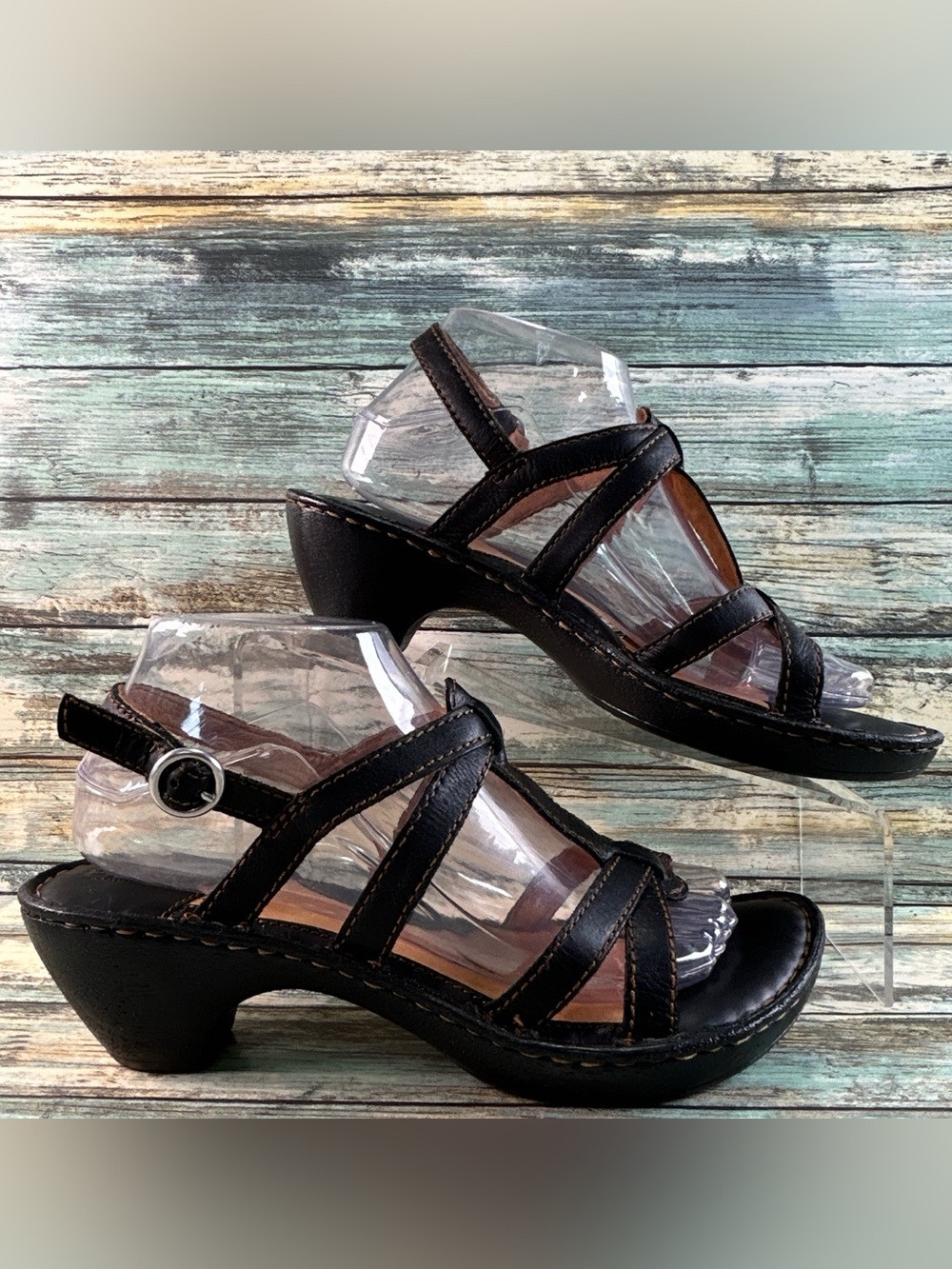 Born T-Strap Sandals Womens Size 8M Brown Leather Buckle Strap